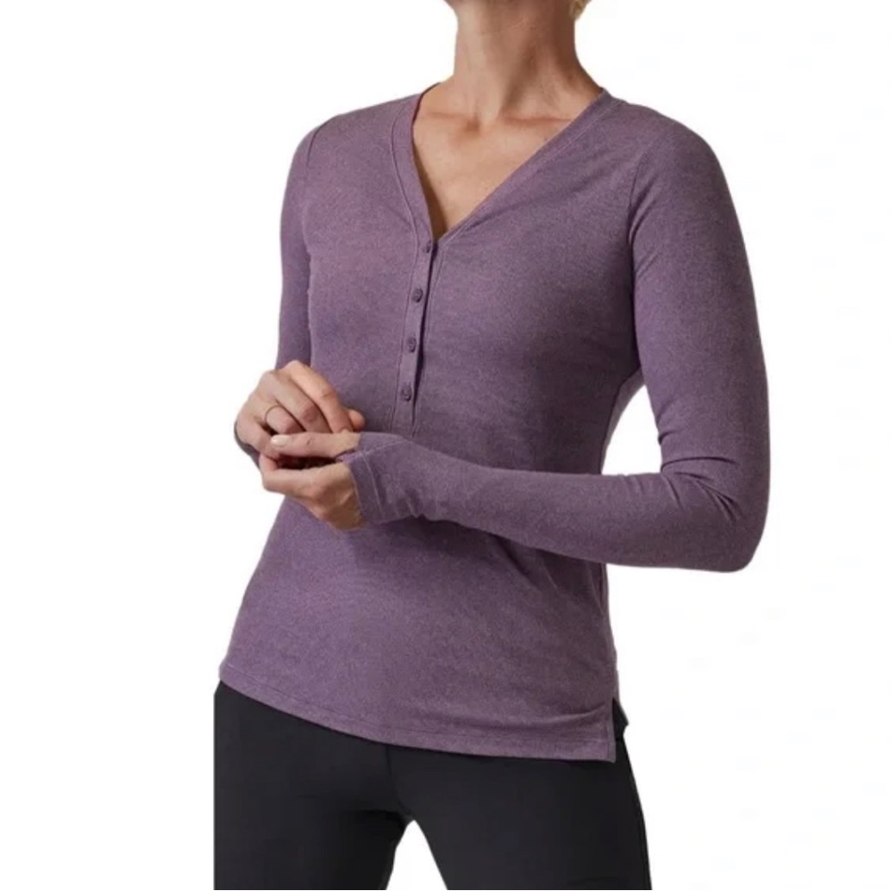 Athleta Uptempo Ribbed Henley Top In Regal Plum Dark Sky Violet Size Medium